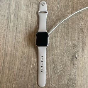 Apple Watch Series 7